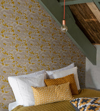 Lade das Bild in den Galerie-Viewer, SAFARI CLIFF