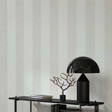 Lade das Bild in den Galerie-Viewer, ICONIC STRIPES
